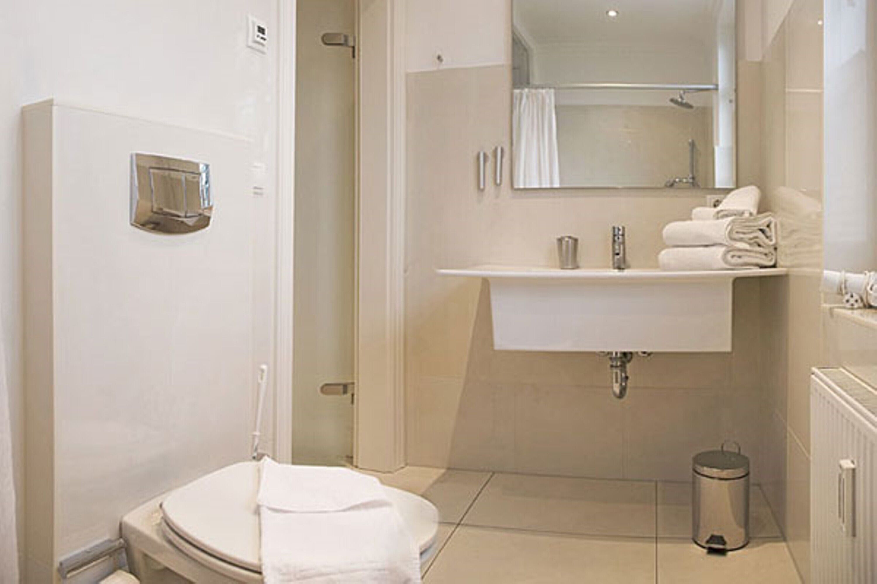 淋浴设施、吹风机、毛巾