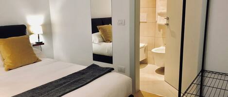 Tabla de planchar con plancha y wifi gratis