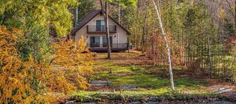 Dream Lakefront Chalet with 3 Bedrooms and Stunning Lake Leelanau Views
