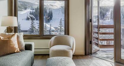 Ski-In/Ski-Out / Slope Views, Luxury, Village Center, King Bed+Deck