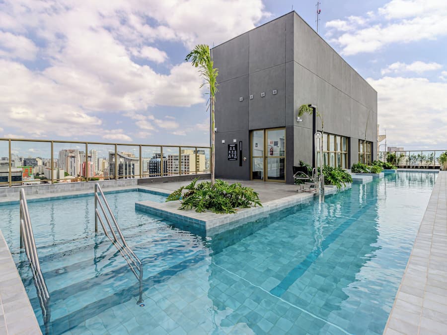 Outdoor pool, pool loungers