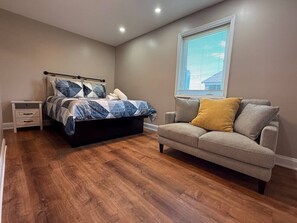 3 bedrooms, iron/ironing board, travel crib, WiFi
