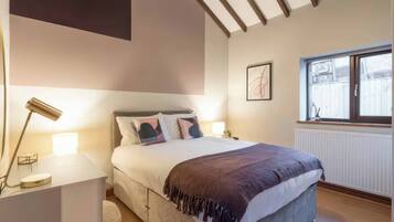2 bedrooms, free WiFi, individually decorated, individually furnished
