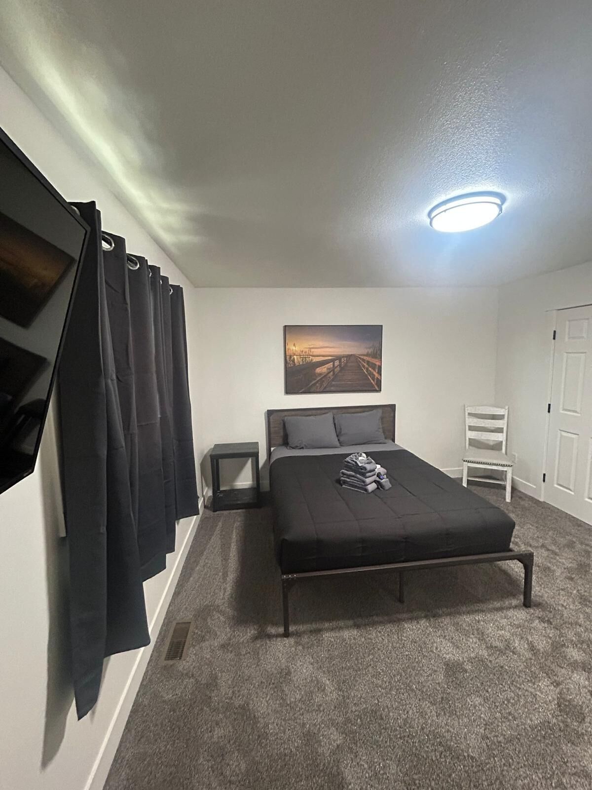 Family Suite | Blackout drapes, free WiFi