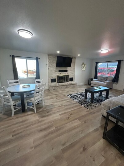 CB&M Downtown Suites