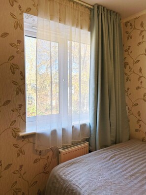 Shared Dormitory, 1 Bedroom | 1 bedroom - Room-boutique Charming Double Room Detac (Salford)