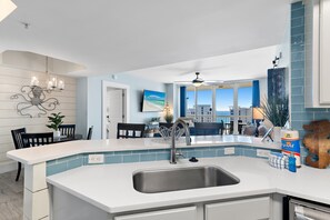 Interior - ☀️Gulf View-Private Beach-Beach Front Pool-Hot Tub-Spa-St Lucia 1202☀️ (Destin)