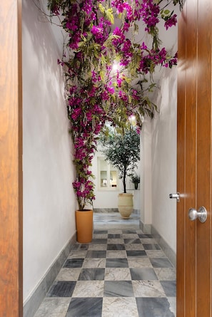 Appartement (2 Bedrooms) | Ingang accommodatie