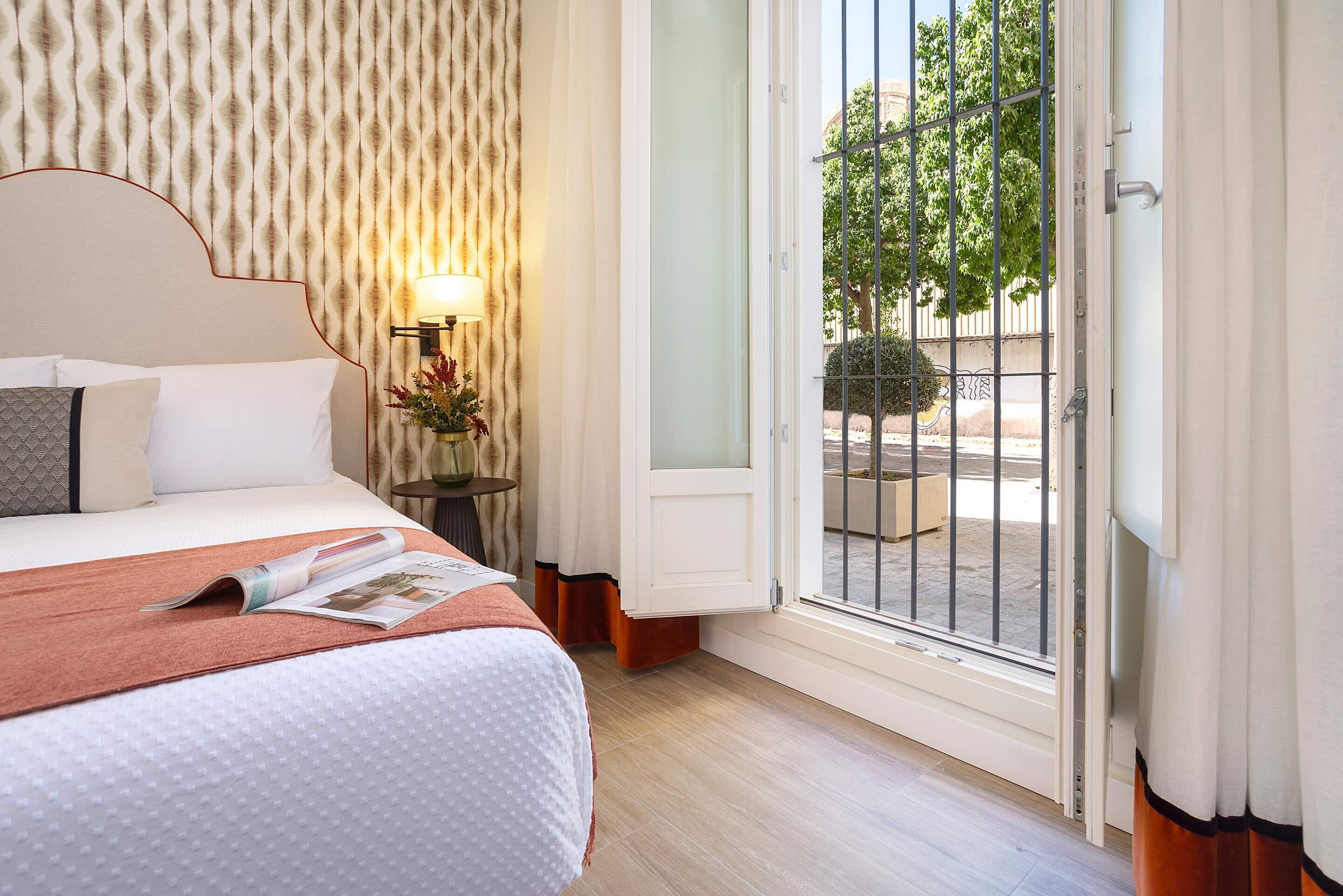 1 habitación, tabla de planchar con plancha, wifi gratis y ropa de cama 