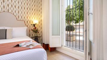 Leilighet (2 Bedrooms) | 1 soverom, strykejern/-brett, wi-fi (inkludert) og sengetøy