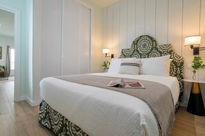 1 habitación, tabla de planchar con plancha, wifi gratis y ropa de cama 