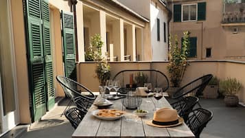 Penthouse Premium | Restauration extérieure