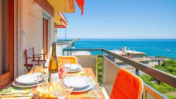 Apartment, 2 Bedrooms, Sea View | Water view