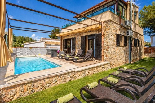Villa Gabriela - Drei Schlafzimmer Villa, Schläft 6
