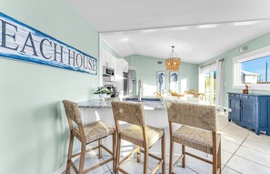 Fridge, microwave, oven, stovetop - Newly Remodeled, Gorgeous Views, Private Pool, Pet Friendly, Close to Island Cen (St. George Island)