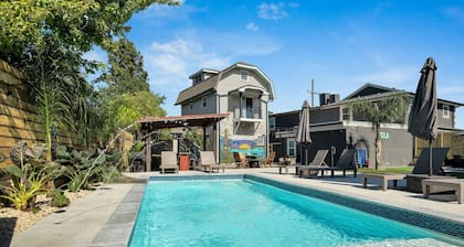 Cute and Cozy Abode with Pool and Hot Tub Access