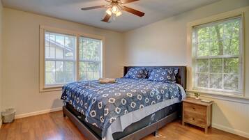 2 chambres, fer et planche à repasser, accès au Wi-Fi (inclus)