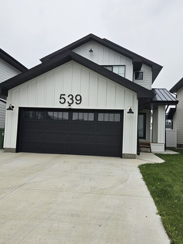 Beautiful, serene and modern!