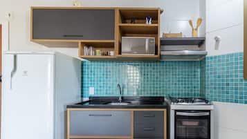 Departamento básico | Cocina privada | Utensilios de cocina