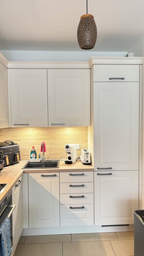 Microwave, oven, stovetop, dishwasher - Full City Apartment at Spittel (square) pedestrian zone Ideal for couples (Bitburg)