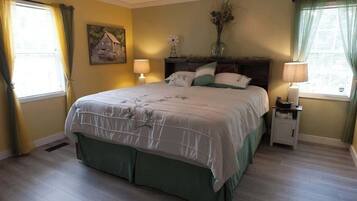 2 sovrum, strykjärn/strykbräda, wi-fi och sängkläder