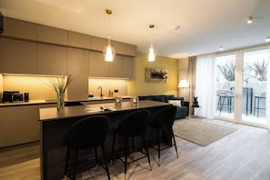 Deluxe Suite, Kitchen | Dining room - Beatrice - Boutique Apartments Resort (Ljubljana)