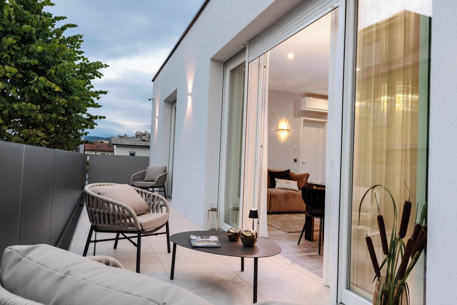 Cube - Deluxe Family Suite (First Floor) | Terrasse/Patio