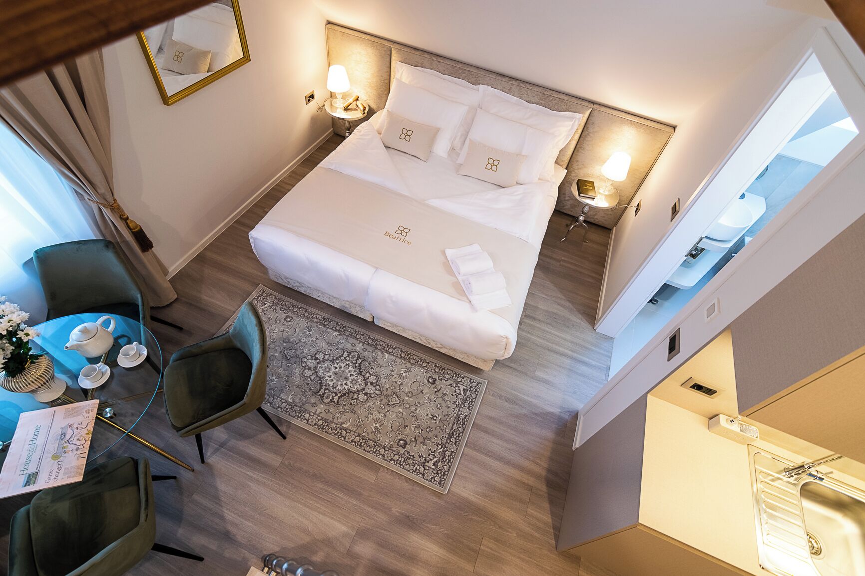 Villa - Gallery Apartment (Attic)