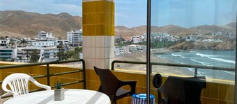 Beautiful 3-bedroom apartment in Santa Maria del Mar