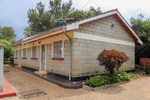 Exterior - 2BR Elgon Hill Homes Stay in Elgon View Estate (mombasa)