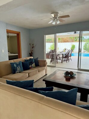 Living area - Villa Palma Real With Big Pool And Terrace (Costambar)