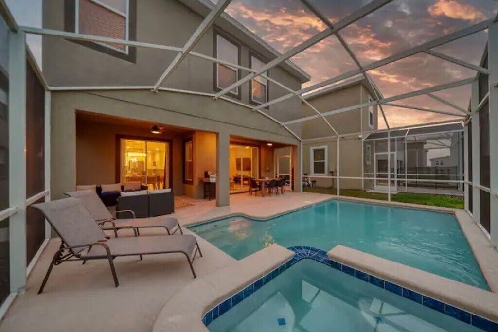 Een verwarmd zwembad