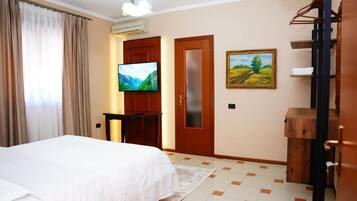 Comfort Double Room | Free WiFi