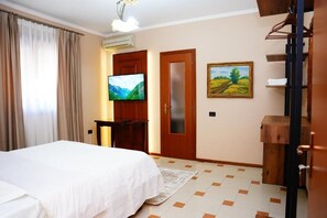 Comfort Double Room | Free WiFi