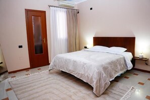 Comfort Double Room | Free WiFi