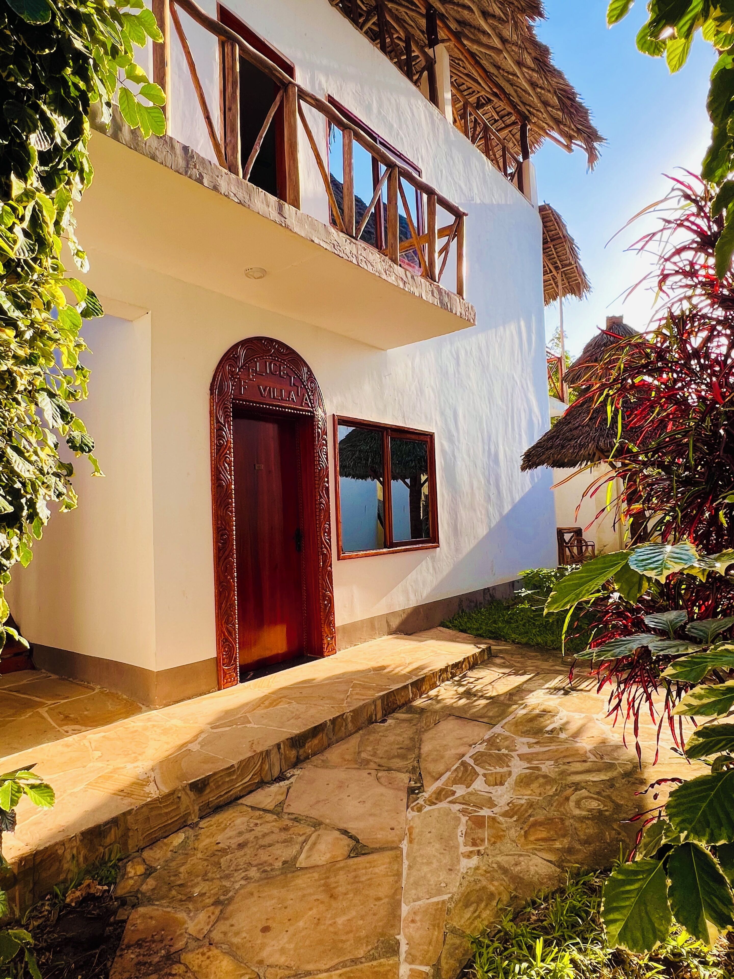 Coffres-forts dans les chambres, bureau