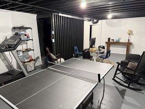 غرفة الألعاب