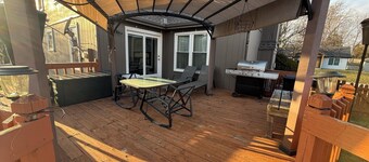 Spacious 4-bedroom house in charming Olathe