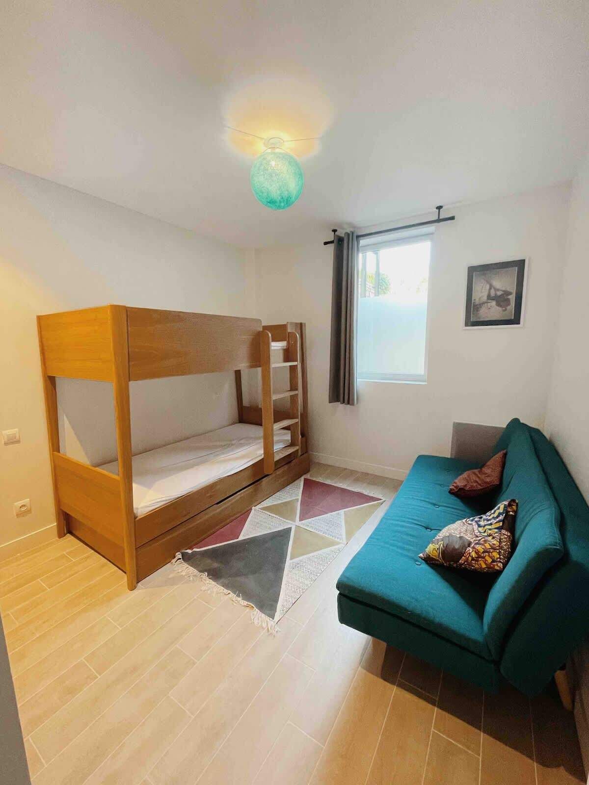 3 bedrooms, iron/ironing board, WiFi