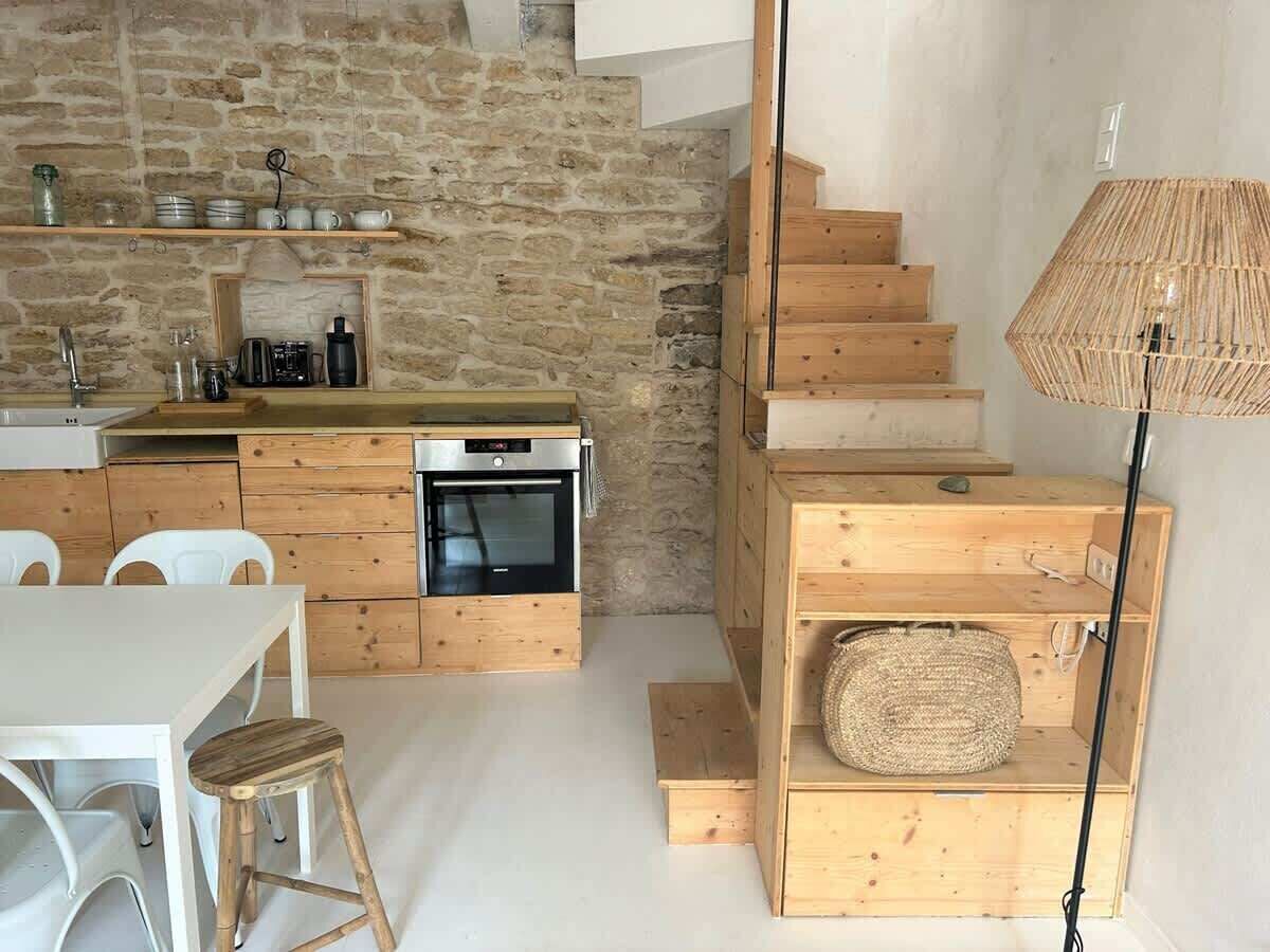 Kaffetrakter/tekoker, kjøleskap, mikrobølgeovn og ovn