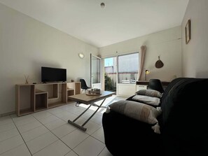 TV, offices - Golden Waves Aparthotel - Kiwi Residence (Aytré)