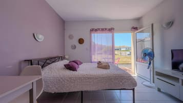 1 chambre, bureau, Wi-Fi, draps fournis