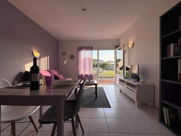 Dining - Appartement Lilas - Residence Kiwi (Aytré)