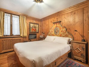 3 bedrooms, iron/ironing board, free WiFi, bed sheets - Angiolina Charming Apartment R&R (Cortina d´Ampezzo)
