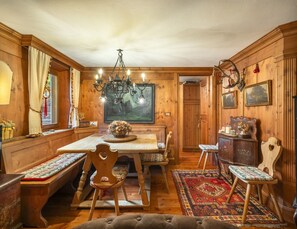 Dining - Angiolina Charming Apartment R&R (Cortina d´Ampezzo)