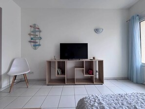 Iron/ironing board, travel cot, WiFi, bed sheets - Appart-Hotel du drapeau bleu Residence Kiwi (Aytré)