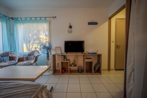 TV, offices - Dauphin Aparthotel - Kiwi Residence (Aytré)