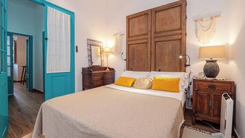 Apartamento Deluxe, vistas al patio | Ropa de cama de alta calidad y colchones viscoelásticos