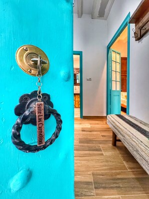 Deluxe Apartment, Courtyard View | Living area - El Conventillo de San Roque (San Roque)