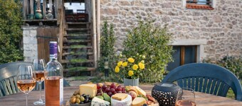 Gîte Chabanais en Charente avec picine chauffee-Tranquille Vienne Gites.